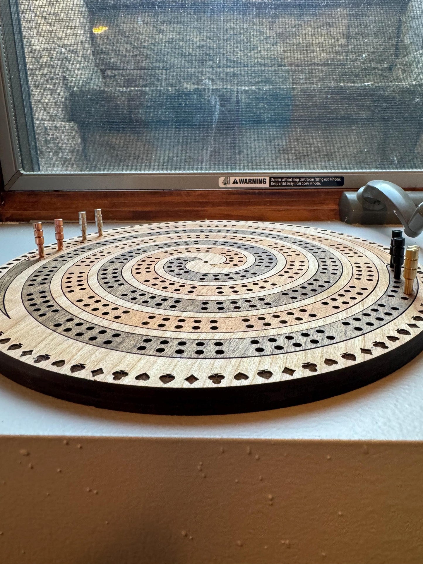 Spriral Cribbage Board, Laser Engraved Wooden Game, Perfect for Family Game Night, Unique Gift for Board Game Lovers, Decor