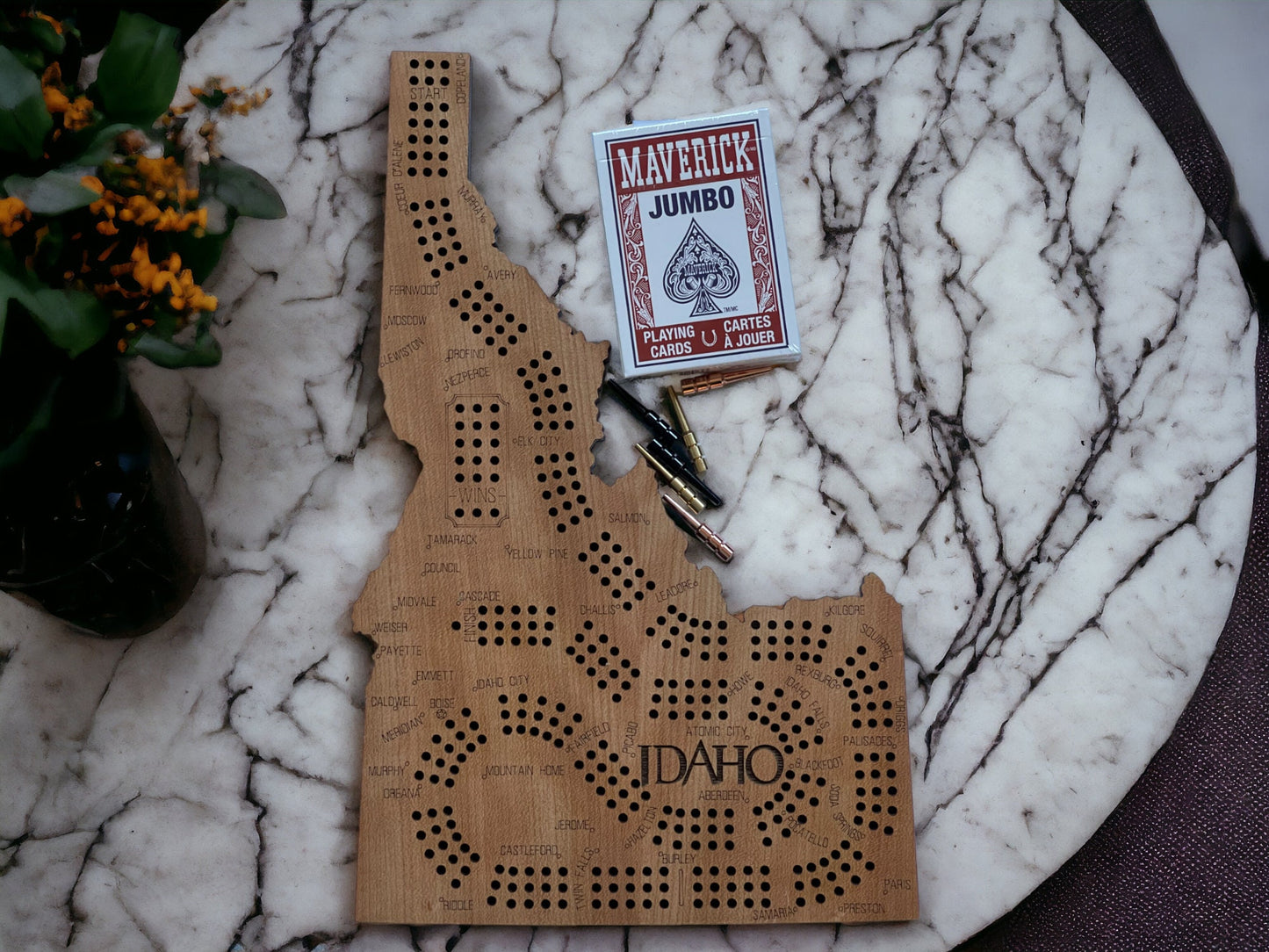 Handcrafted Idaho Cribbage Board - Laser Engraved for Unique Gaming Experience