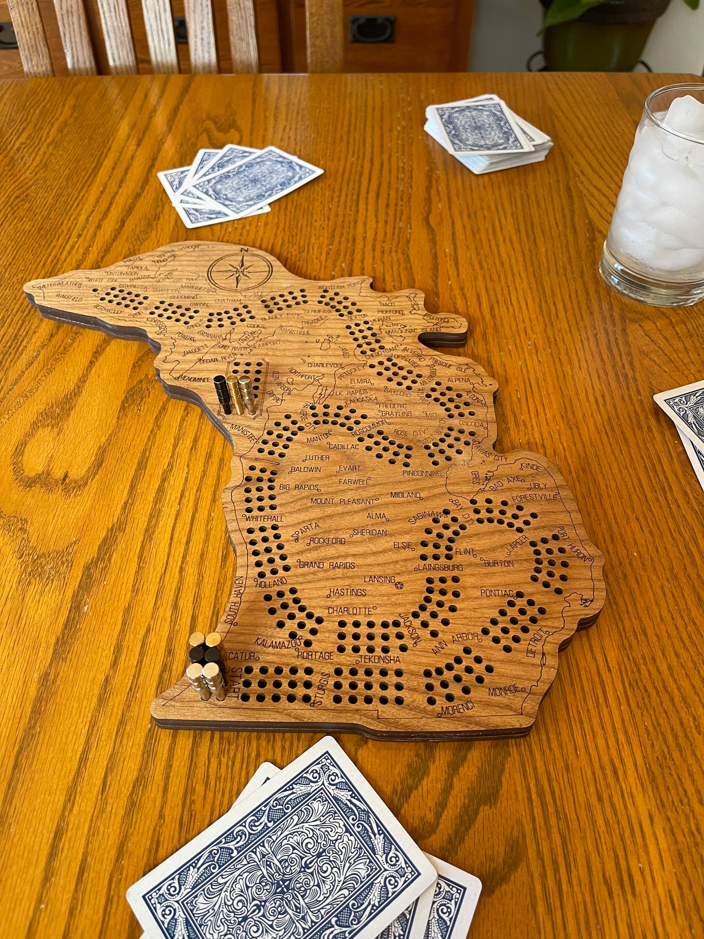 Michigan State Cribbage Board - A Thoughtful Fun Custom Gift - Handcrafted Laser Engraved Cribbage Board -  Present for Michigan Enthusiasts
