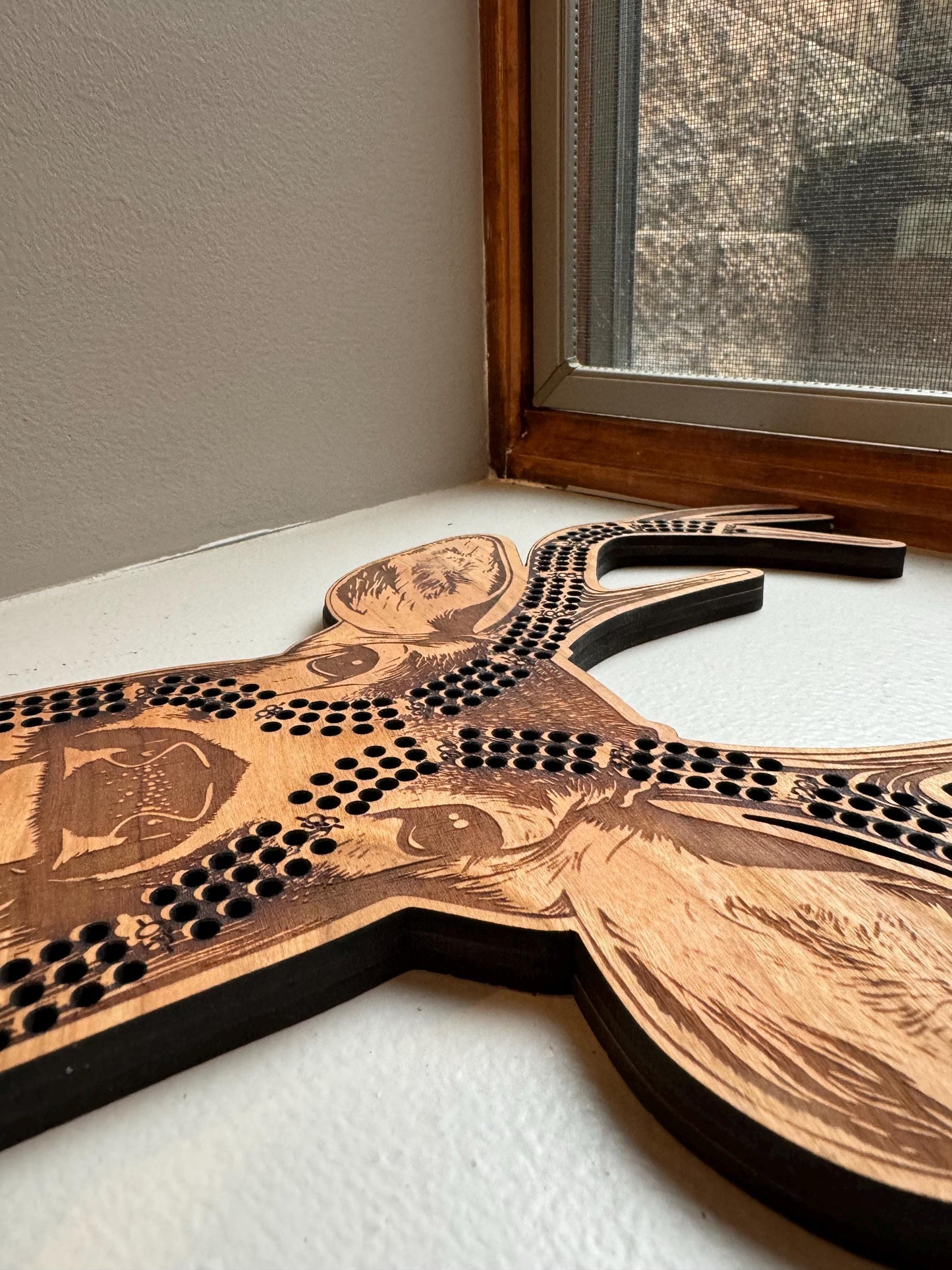 Deer Head Cribbage Board, Laser Engraved Wooden Game, Perfect for Family Game Night, Unique Gift for Board Game Lovers, Hunter Decor